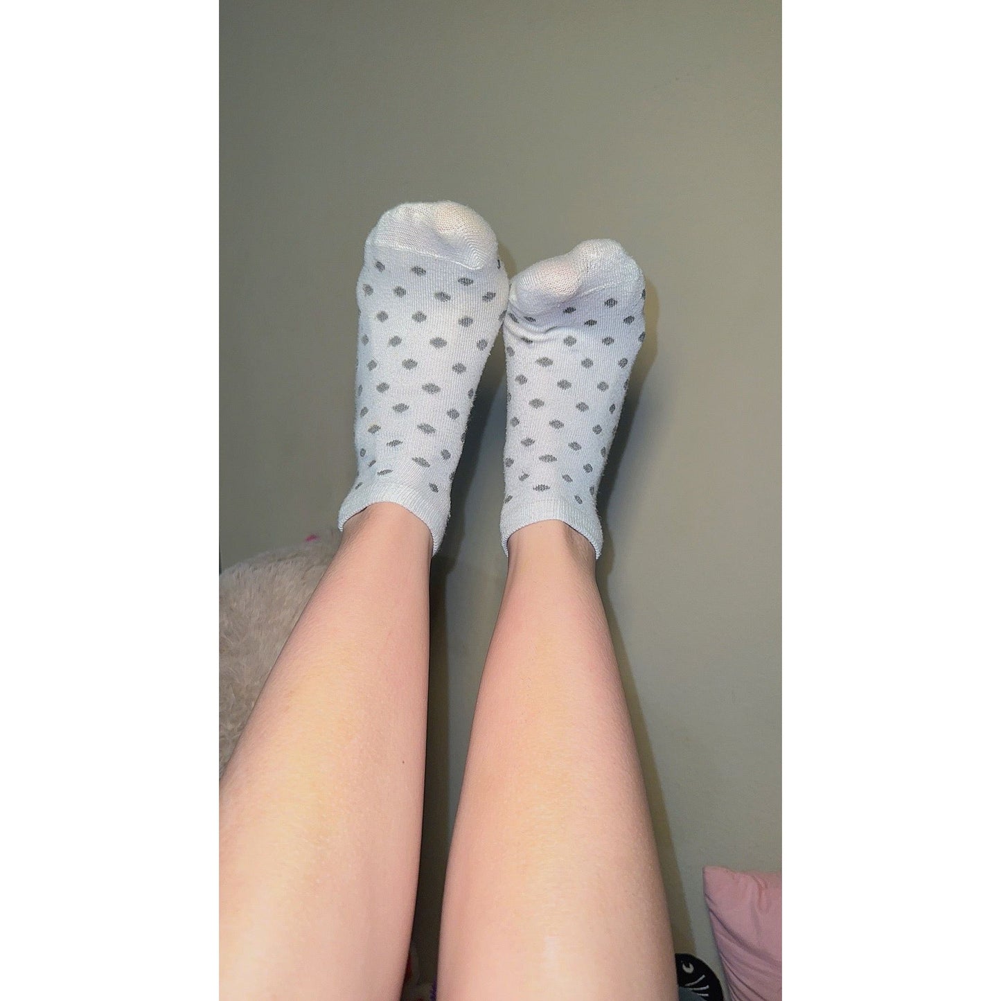 Grey Polka Dots Ankle Socks