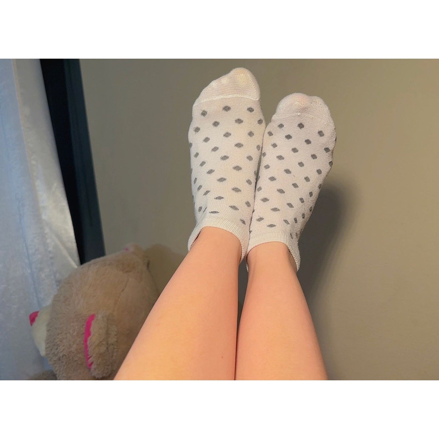 Grey Polka Dots Ankle Socks